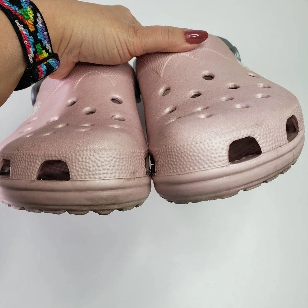 Crocs Chicago Cubs Classic Clogs Pink‎ Silver Men's 10-11 Women's 12-14 Unisex